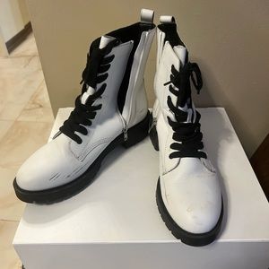 Steve Madden Boots size 10